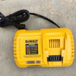Dewalt 20v Yellow Fast Charger Brand  New