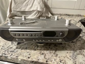Philips 7” Model AJL700/37 kitchen DVD, radio, TV