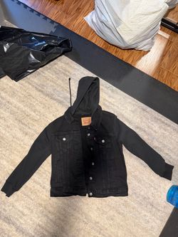 Levi’s trucker jacket
