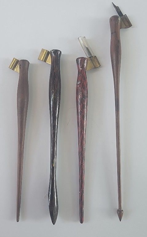Lot Of 4 Vintage Wood Oblique Calligraphy Pen Holder
