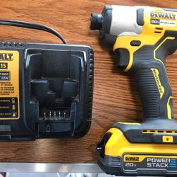 DEWALT 1/4 Impact Driver With Power Stack Battery And Charger