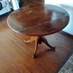 Wooden Table Good Condition 