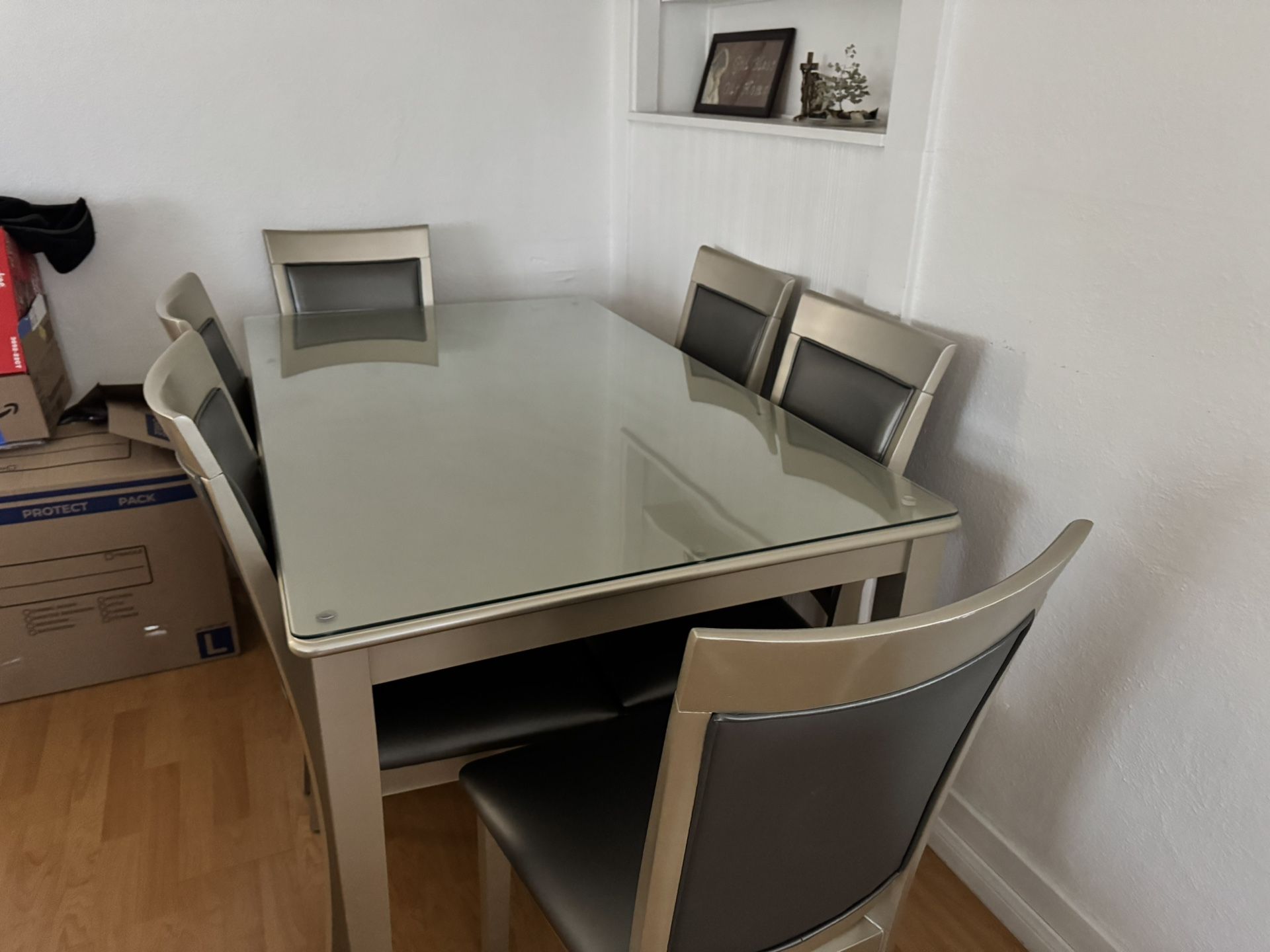 Dining Room Table And Chairs