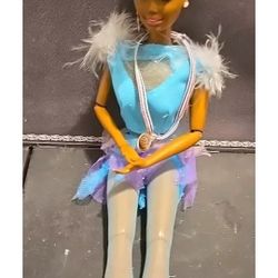 VINTAGE 1997 MATTEL BARBIE ~ USA OLYMPIC SKATER African American BARBIE Doll 