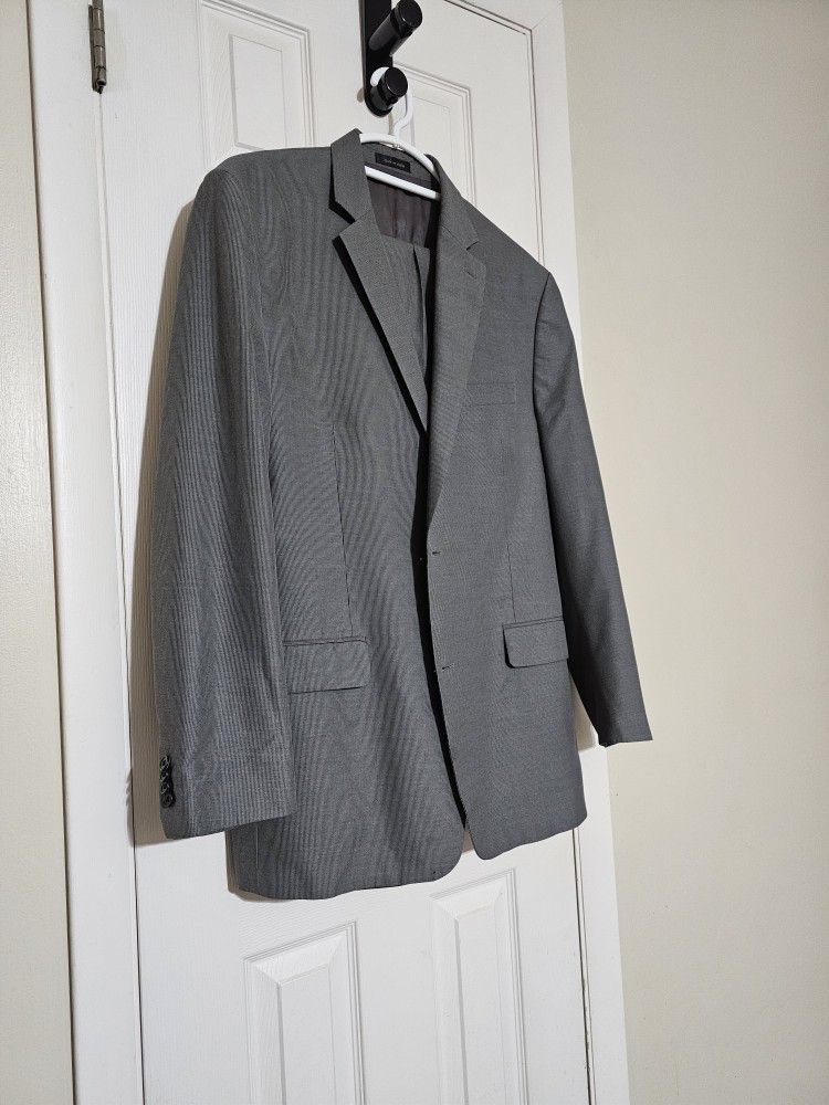 πMichael Kors 2-peice Suit In Great Condition β¨