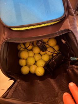 Tennis machine Slinger 2 batteries. Remote