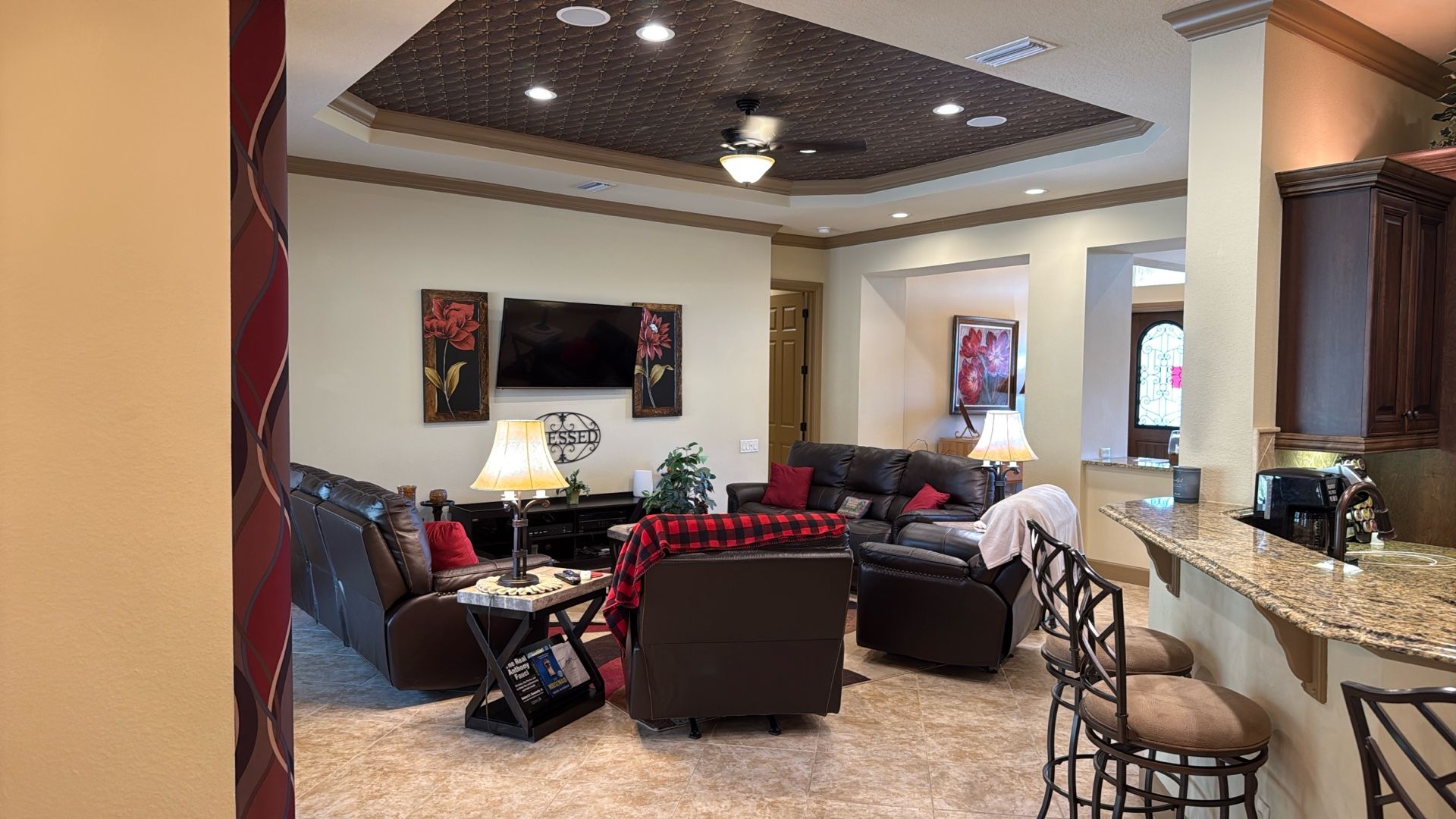 Family Room Furniture 