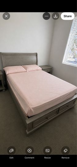 Bedroom set