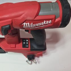 Milwaukee M18 Narrow Crown Stapler 
