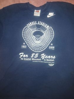 Vintage nike Yankee shirt navy blue with white XL