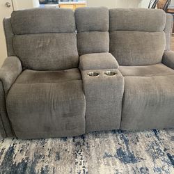Two Seater Electric Recliner With Cup Holders &Storage.  2 Years Old. Non-smoker And Pet Free To
