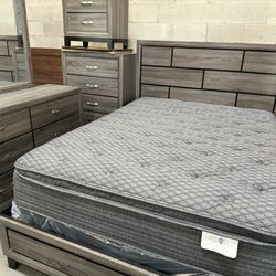Modern Gray 4pc Bedroom Set