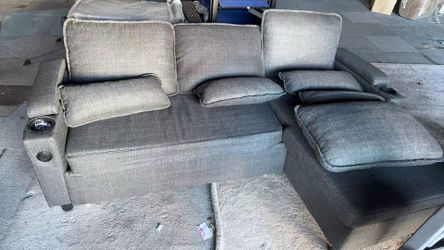 Gray Chenille L-Shaped Sectional Sofa with Pull-Out Bed and Storage