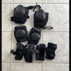 Roller Skate Knee Pads ,Elbow Pads And Wrist Guards