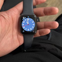 Apple Watch SE 