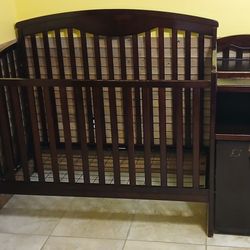 Crib With Changing Table