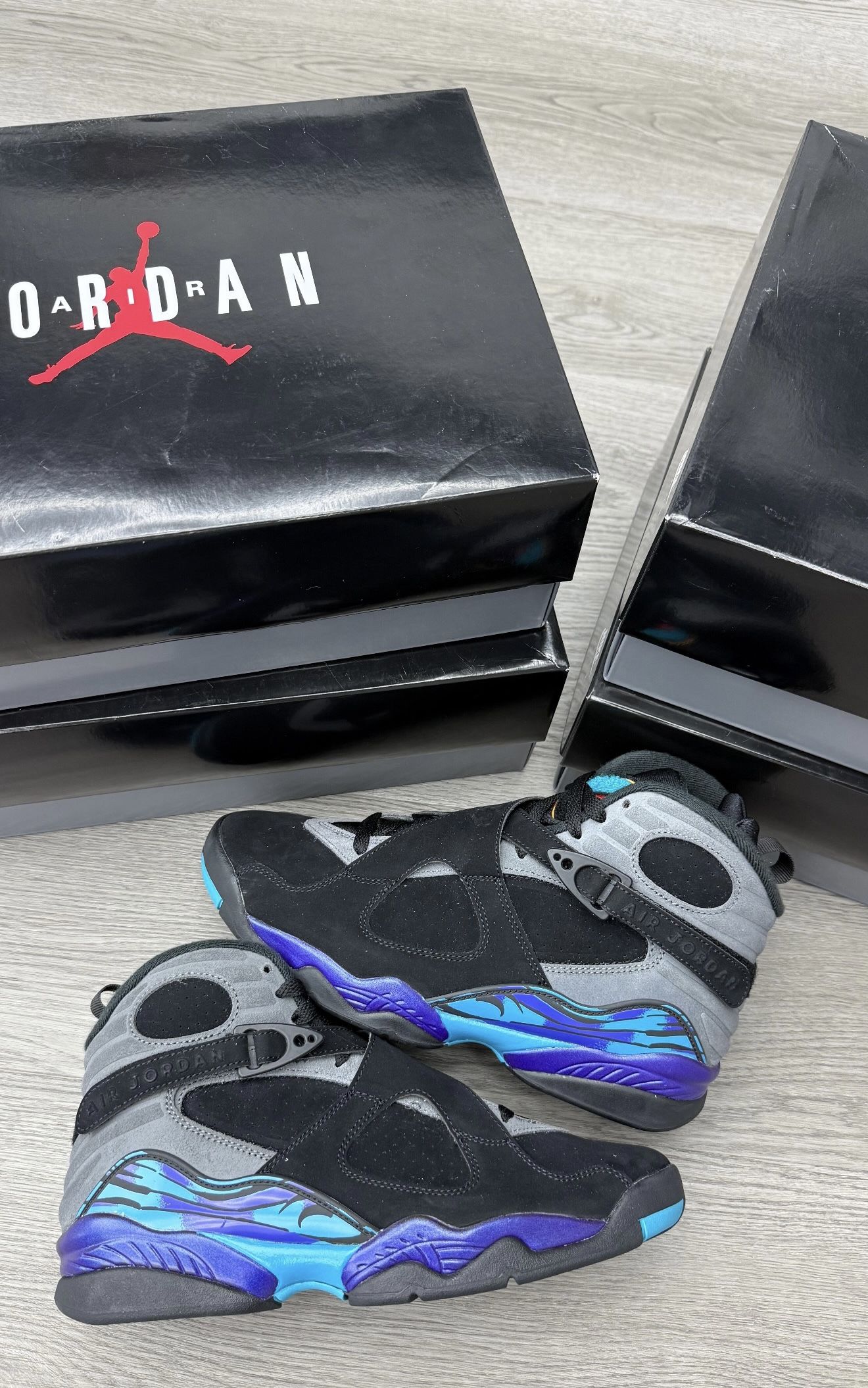 Jordan 8 Aqua 