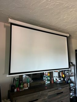 Projector Screen pull down