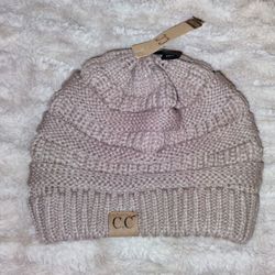 FIRM IN MERCED‼️🦋🦋🦋CC BEANIE NEW FOR WOMEN 