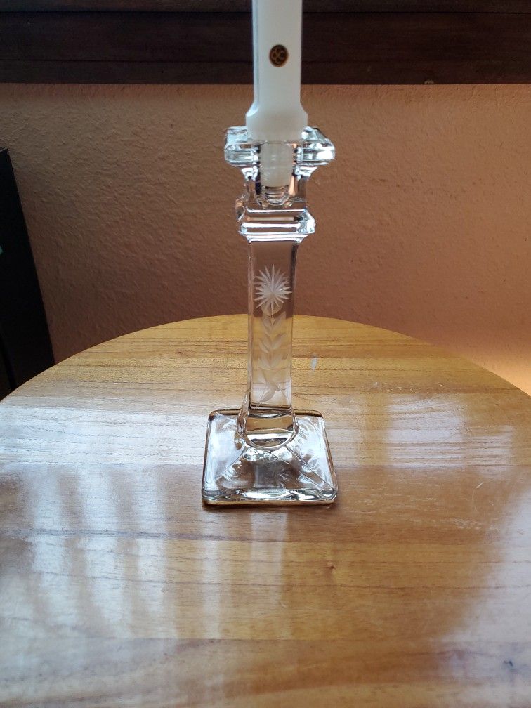 7 1/2 In Etched Crystal Taper Candle Holder