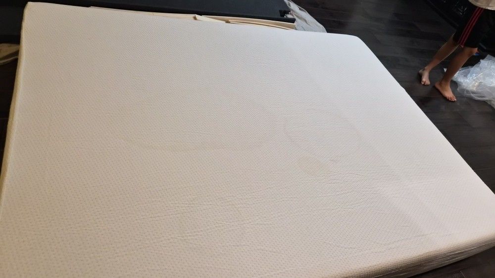 Queen Matress And Bed Frame