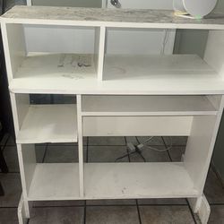 Free multilevel desk / dining unit heavy wear