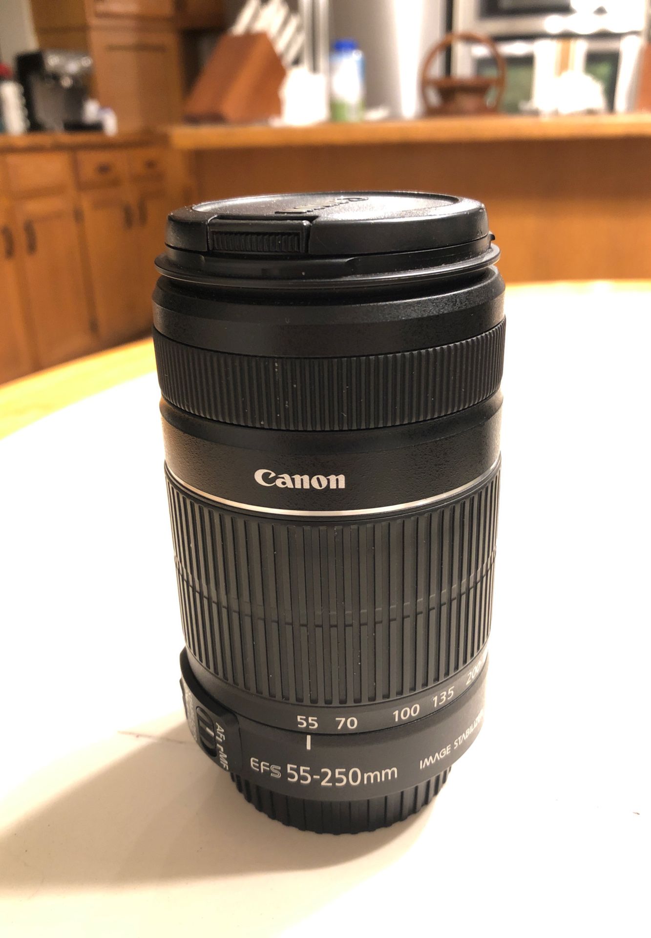 Canon lense for SLR camera 55-250 mm