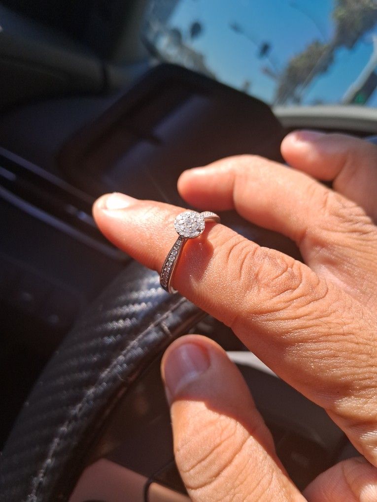 10k Gold Diamond Ring