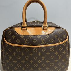 Louis Vuitton Deauville Monogram Canvas Leather