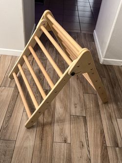 Montessori kids Climbing Ladder