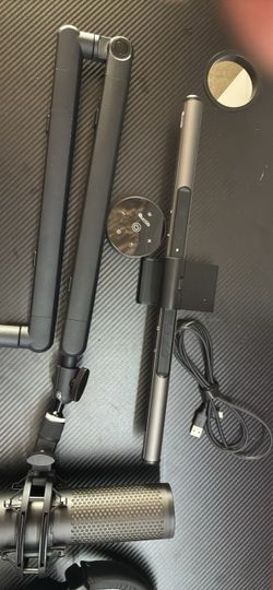 Hyperx Quadcast 2 Mic, 990 DT Pro Headphones,  Quantis Monitor Light