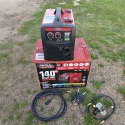 Lincoln Weld-Pak 140 Amp MIG and Flux-Core Wire Feed Welder, 115V, Aluminum Welder with Spool Gun sold separately