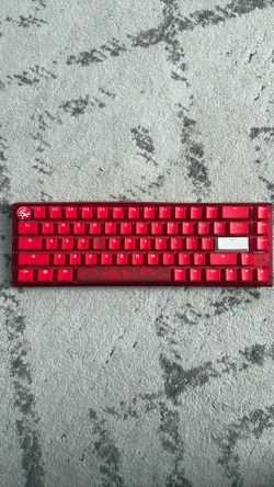 Ducky x Faze Clan keyboard