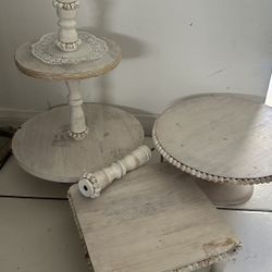 Wood Cup Cakes And Cake Stands