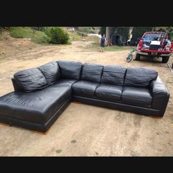Leather Sofa Black W/ ottoman 