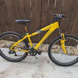 Specialized Hard Rock Bike, Aluminum Frame, 26" Wheels 