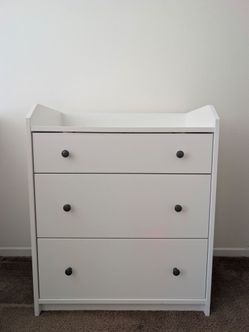 3- Drawer Dresser White