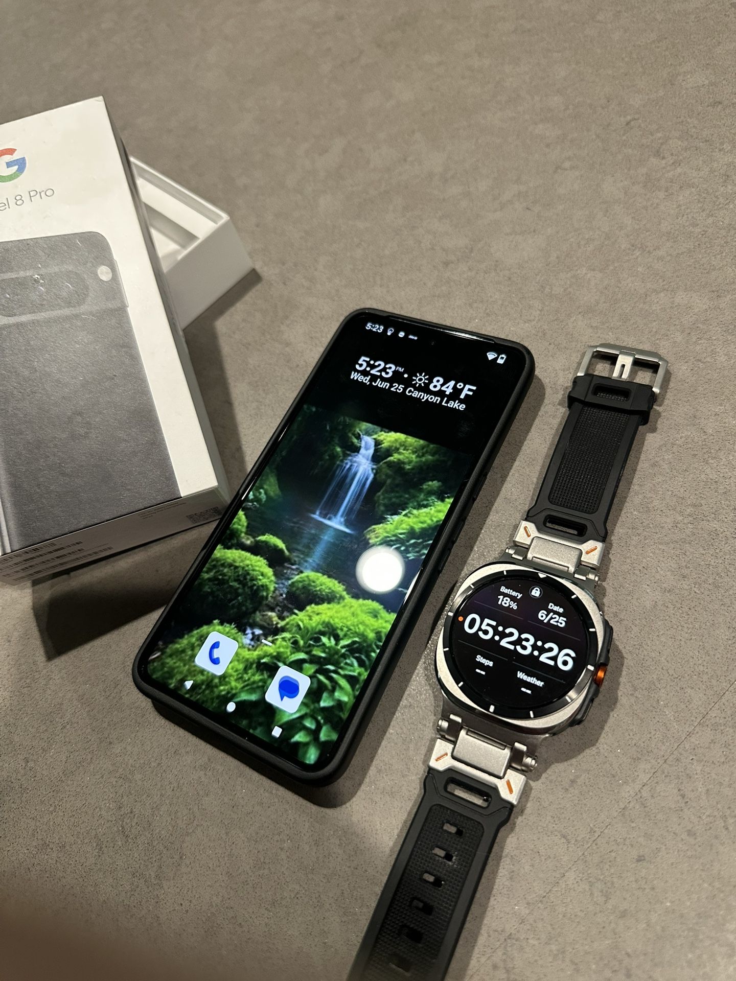 Google Pixel 8 Pro Samsung Galaxy Watch Ultra