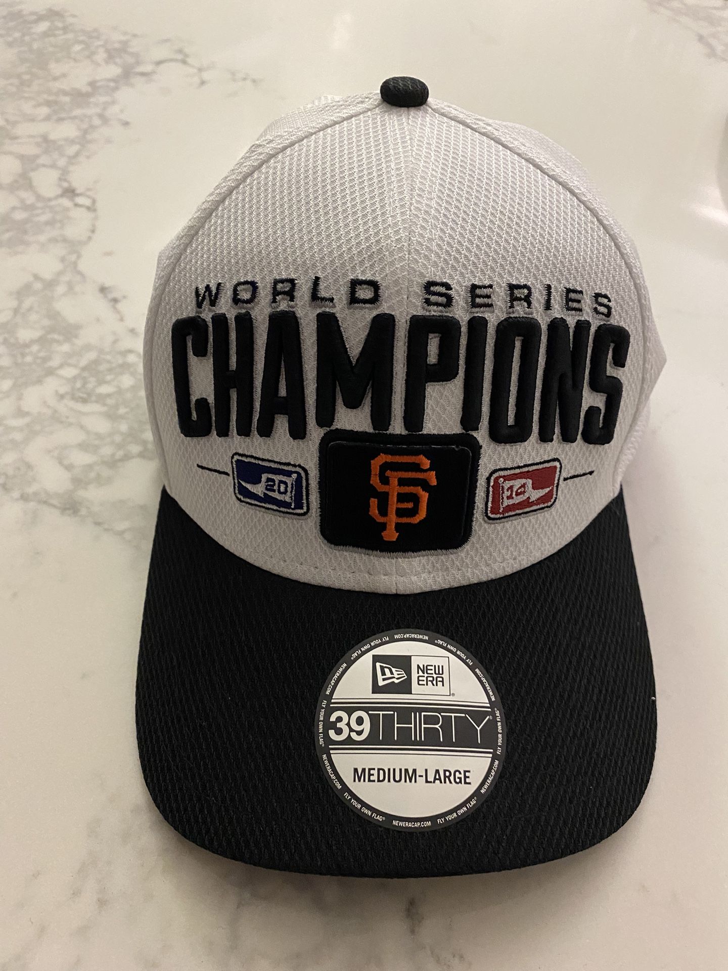 San Francisco Giants World Series Champion Hat 39Thirty New Era M/L Fitted 
