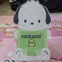 Hello Kitty, Pochacco, Kuromi, Cinnamoroll 
Sanrio phone stands