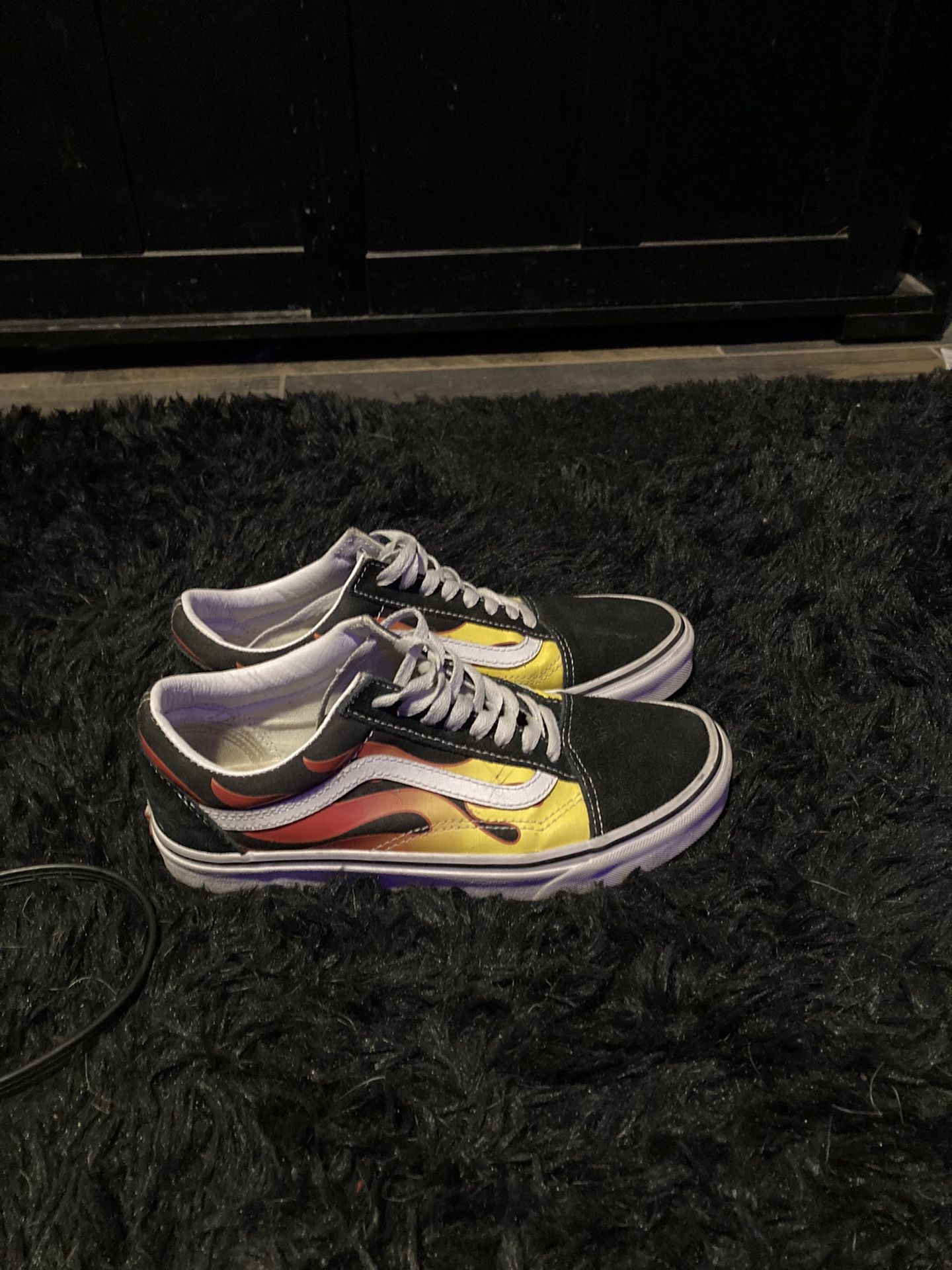 Flames Vans