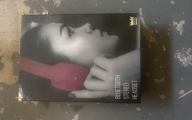 Royal Headset Never Been Used 