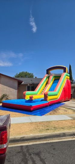Waterslide Resbaladilla de agua