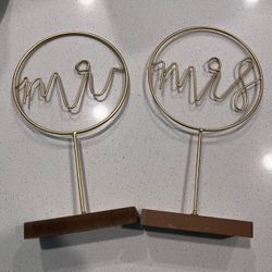 Mr and Mrs Wedding Signs 