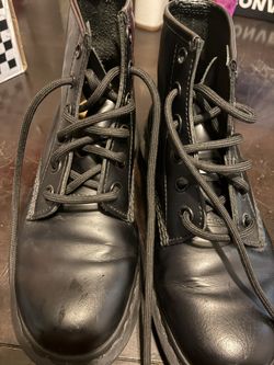 boots size 4