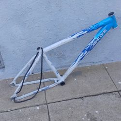 BLUE FLAME BLOCK BOY THRONE FRAME 