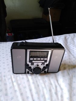 Radio con auxiliar $15