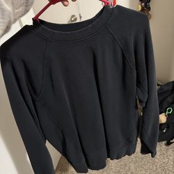 Black Uniqlo Sweater/Sweatshirt/ Crewneck