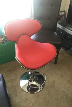 Hydraulic swivel chair