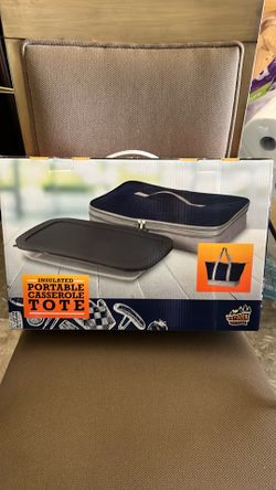 Portable casserole dish/bag insulated